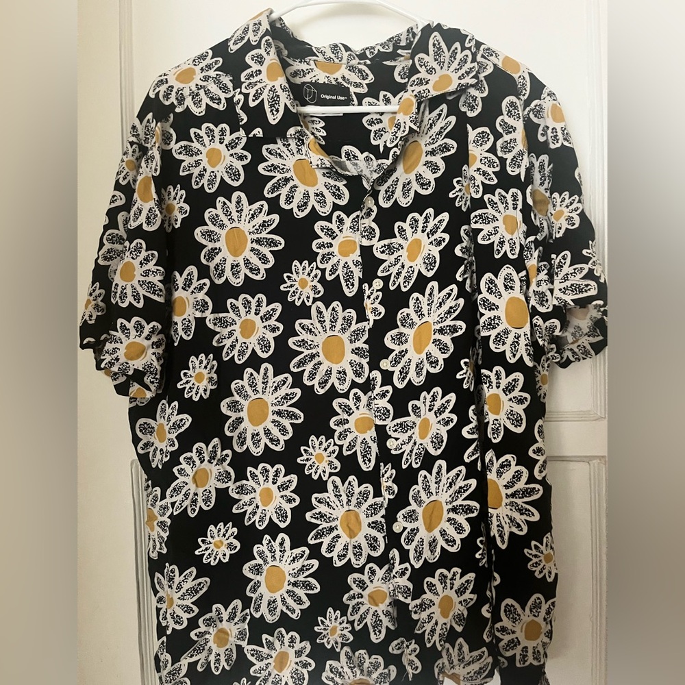 Original Use Black and White Floral Shirt